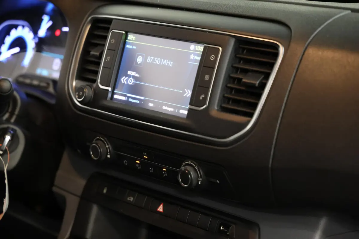 Premium 75 kWh LANG Camera Carplay
