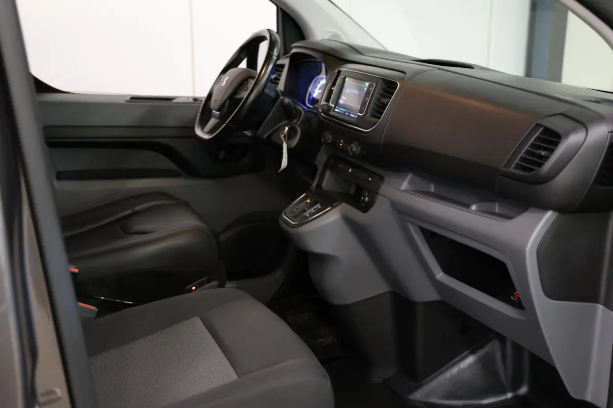 Premium 75 kWh LANG Camera Carplay