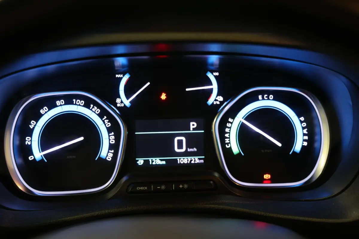 Premium 75 kWh LANG Camera Carplay