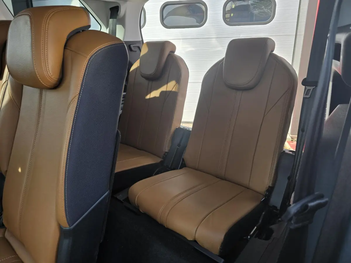 1.2 PureTech Blue Lease Premium Leer/Navi/7-Per