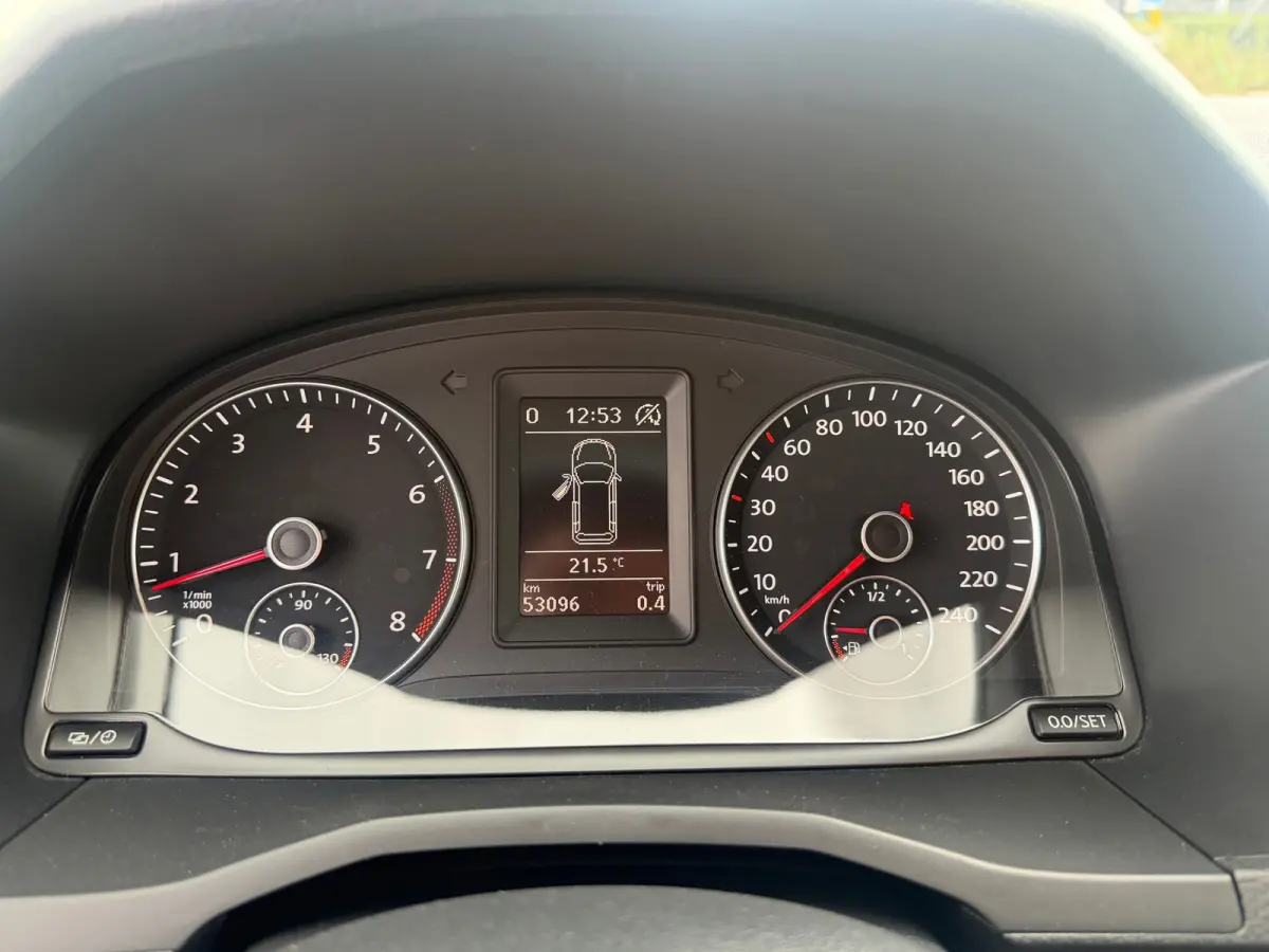 1.4 TSI Comfortline / navi / automaat/ 53.000 km