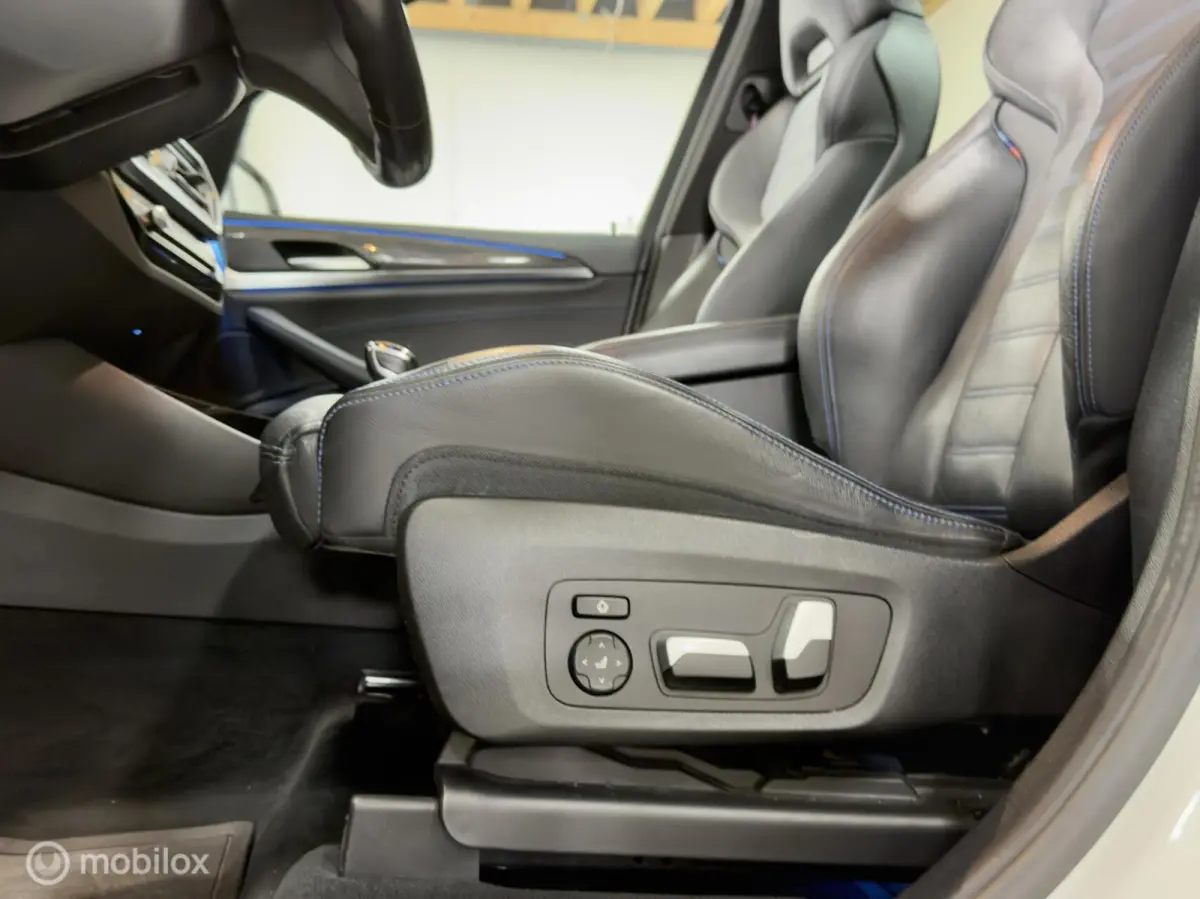 xDrive30e High Executive M Sport | Pano | M Seats | Laser | HUD | 360 | M Onderstel | Stuurverwarming | 20" M Velgen | Shadow Line | Sfeer| SOH 99% | 292PK