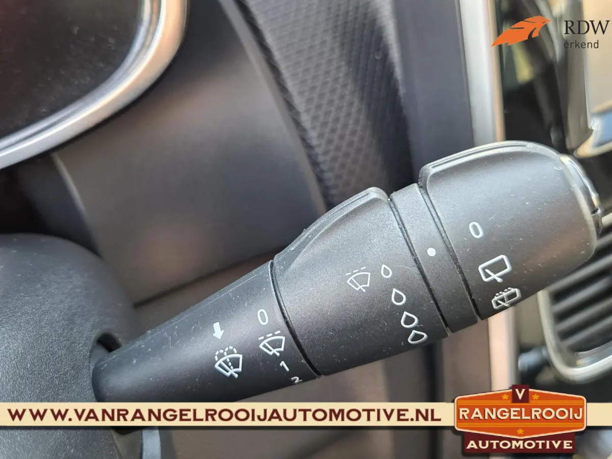 0.9 TCe Limited, airco, camera, cruise, keyless, DAB