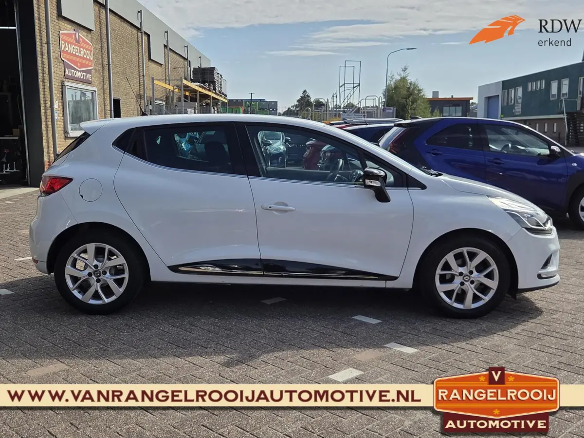 0.9 TCe Limited, airco, camera, cruise, keyless, DAB