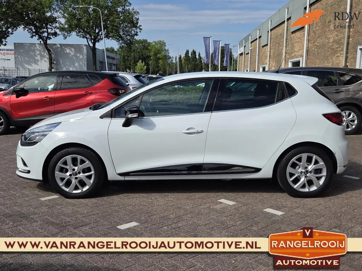 0.9 TCe Limited, airco, camera, cruise, keyless, DAB