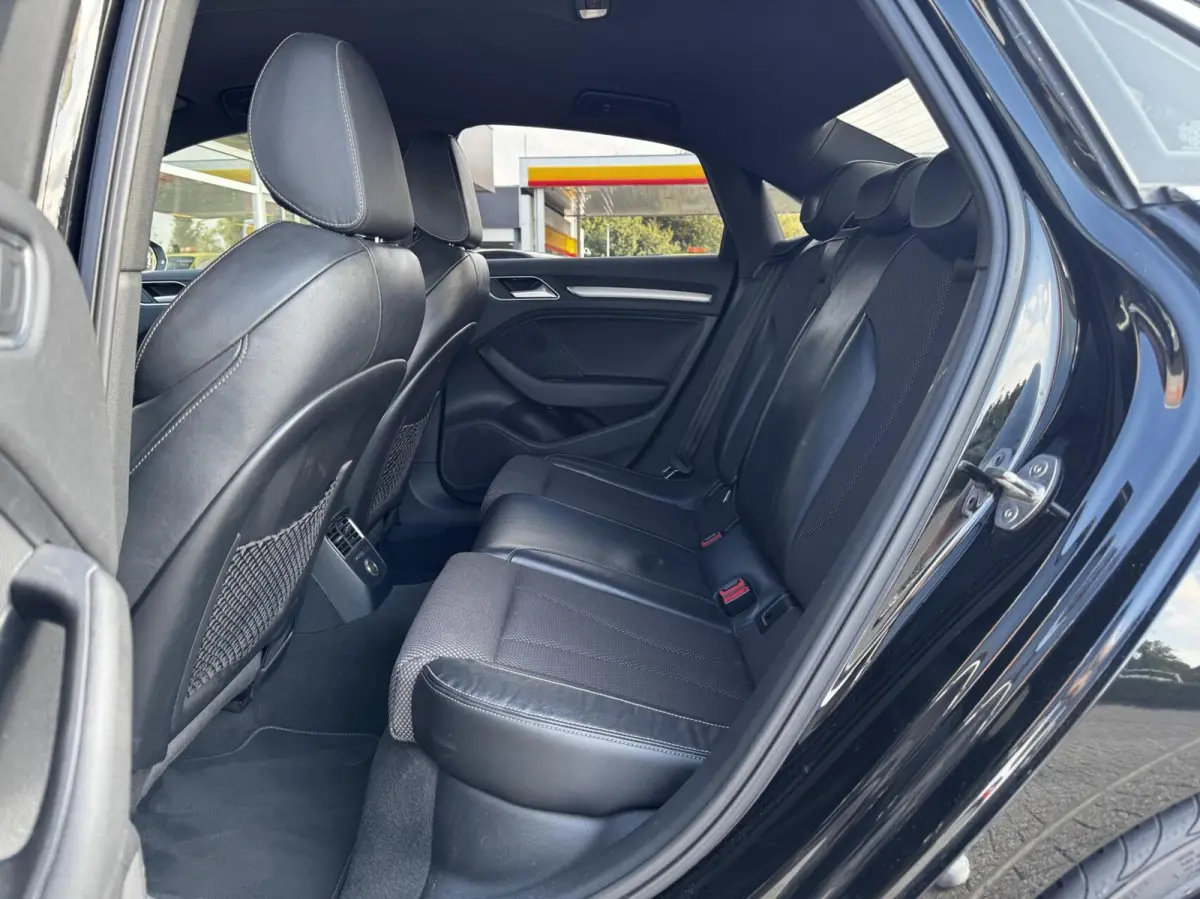 1.0 TFSI 3x S-Line|19"RS|Sfeerve|116PK|PDC
