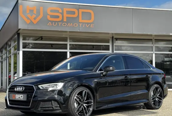 1.0 TFSI 3x S-Line|19"RS|Sfeerve|116PK|PDC