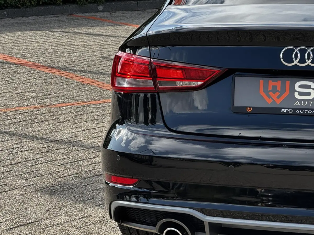 1.0 TFSI 3x S-Line|19"RS|Sfeerve|116PK|PDC