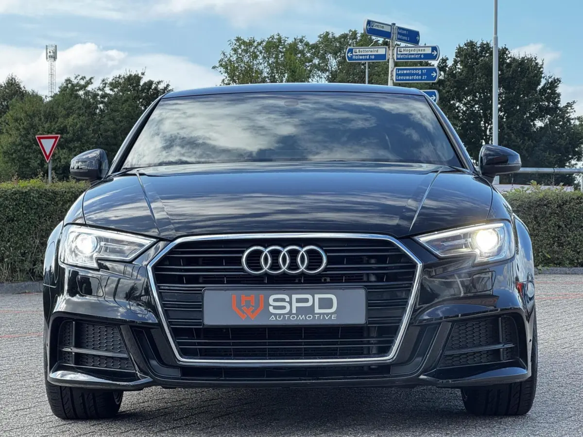 1.0 TFSI 3x S-Line|19"RS|Sfeerve|116PK|PDC