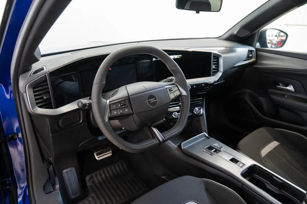 GS 54 kWh | SOH 96% | Matrix LED | Navigatie | Adaptive Cruise Controle | Dodehoek Bewaking | Keyless | Camera |