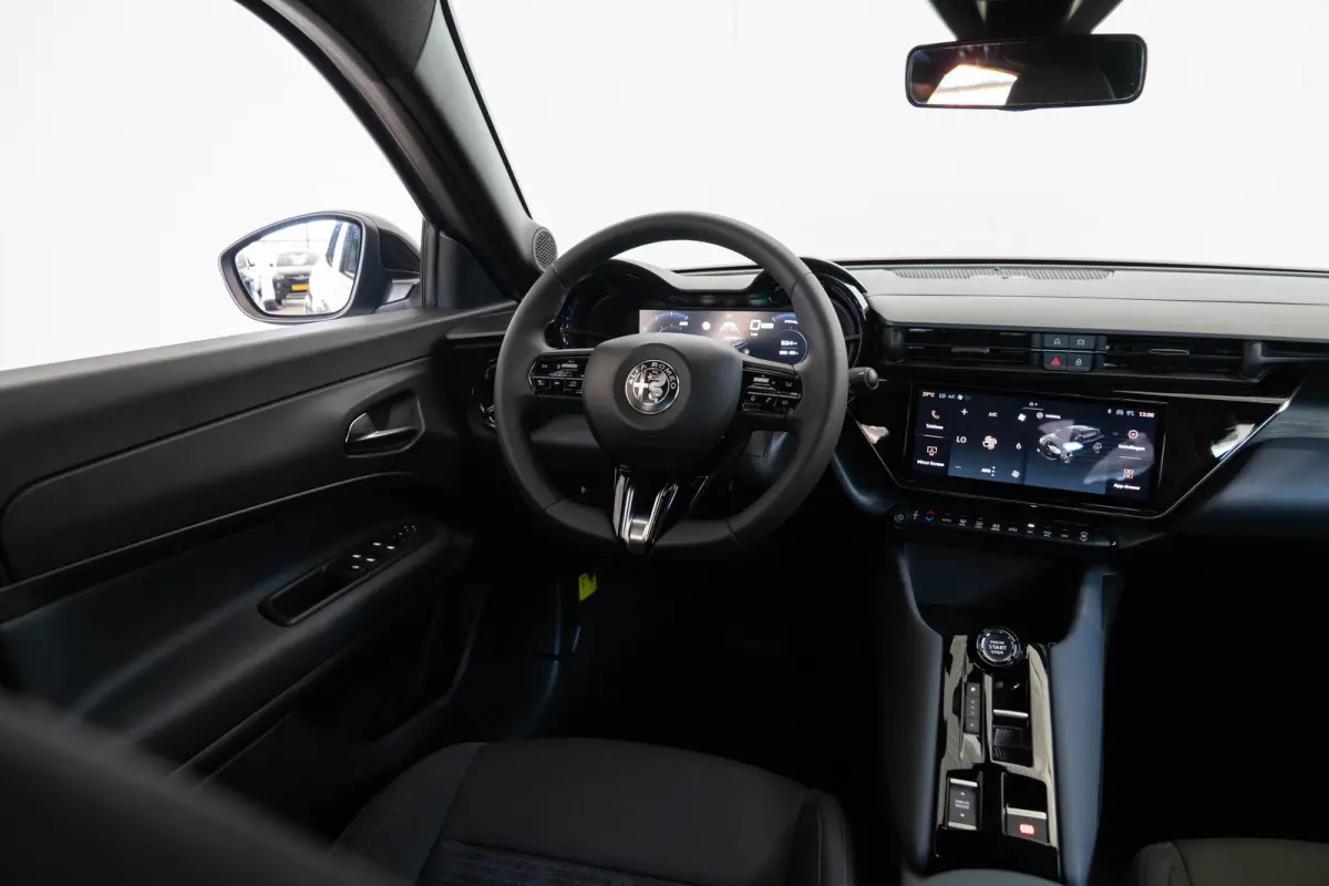 Elettrica 54 kWh | SOH 95% | Apple Carplay & Android Auto | Parkeesensoren | Keyless | Climate Controle | Adaptive Cruise Controle |