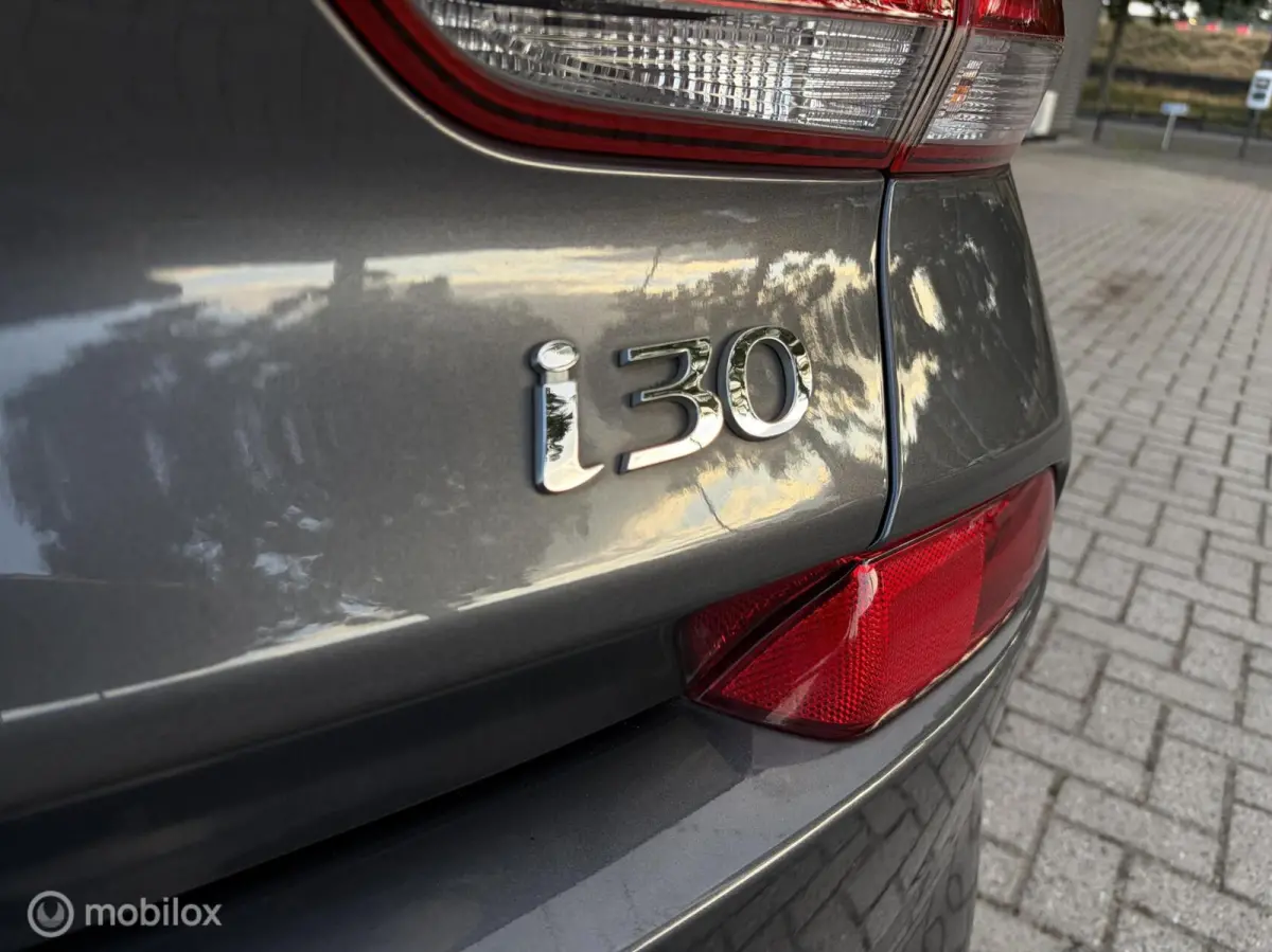 1.0 T-GDI Premium/NW APK/CRUISE/PDC/TRKHK/VOLL