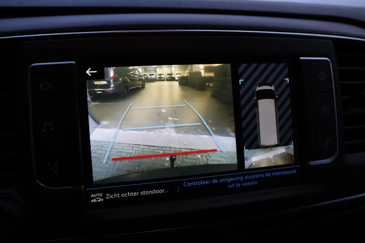 2.0 BlueHDI 180 DC L3H1 XL | Dubbel cabine| Navigatie | CarPlay | Camera | Head-Up | Dodehoek detector | Trekhaak | F1 Flippers | Climate control | 5-Zitter | Nieuwe APK | Carpass