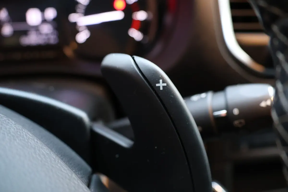 2.0 BlueHDI 180 DC L3H1 XL | Dubbel cabine| Navigatie | CarPlay | Camera | Head-Up | Dodehoek detector | Trekhaak | F1 Flippers | Climate control | 5-Zitter | Nieuwe APK | Carpass