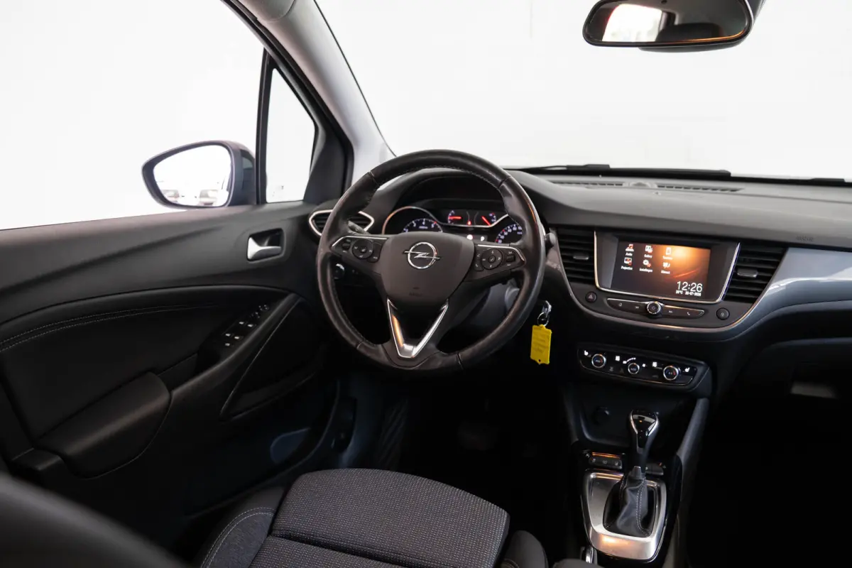1.2 Turbo Elegance Automaat | Camera | Apple Carplay & Android Auto | Stoel en Stuurverwarming | Climate Controle | Parkeersensoren |