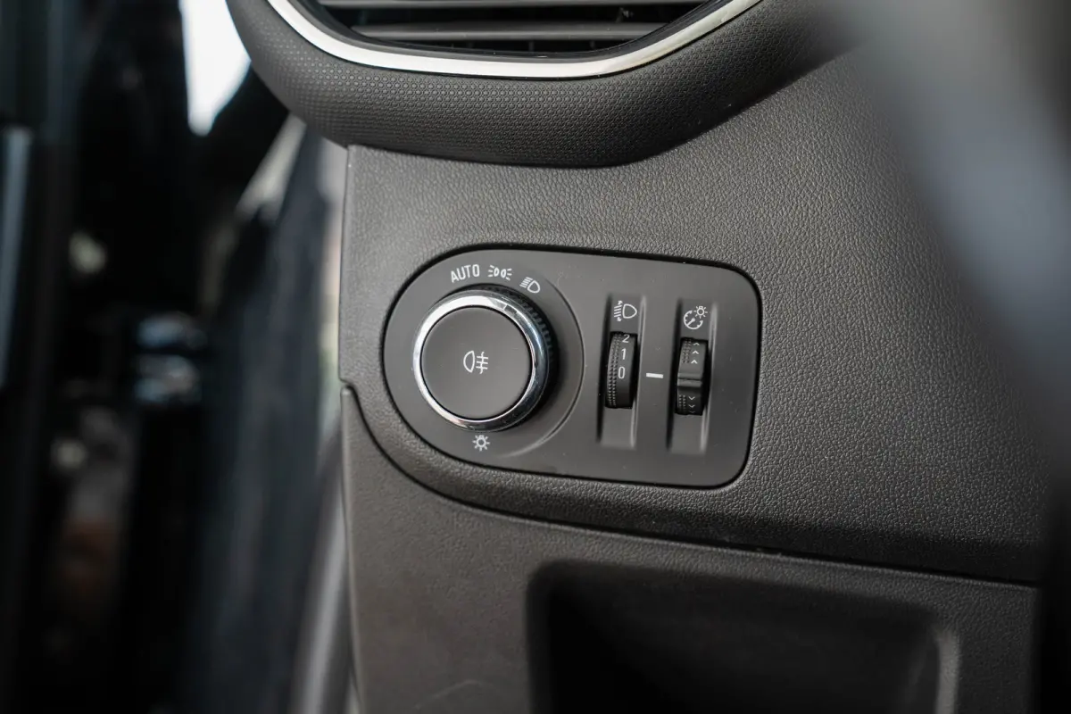 1.2 Turbo Elegance Automaat | Camera | Apple Carplay & Android Auto | Stoel en Stuurverwarming | Climate Controle | Parkeersensoren |