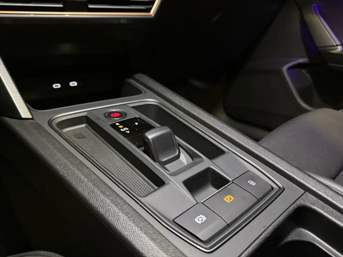 1.4 e-Hybrid VZ Copper Edition 245 PK |Performance | Pano |Keyl | Kuip