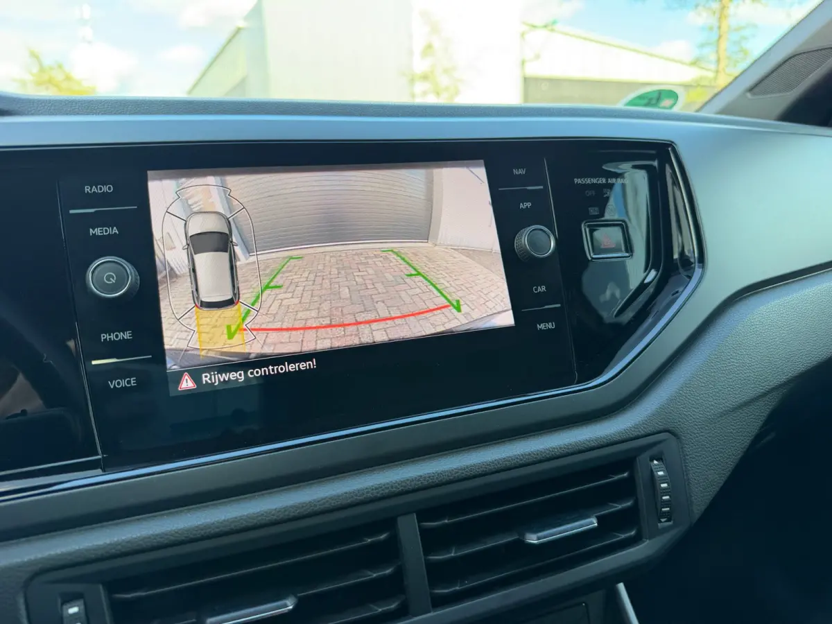1.0 TSI R-Line Business|PANO|VIRTUAL|17"|STOEL VERWRM