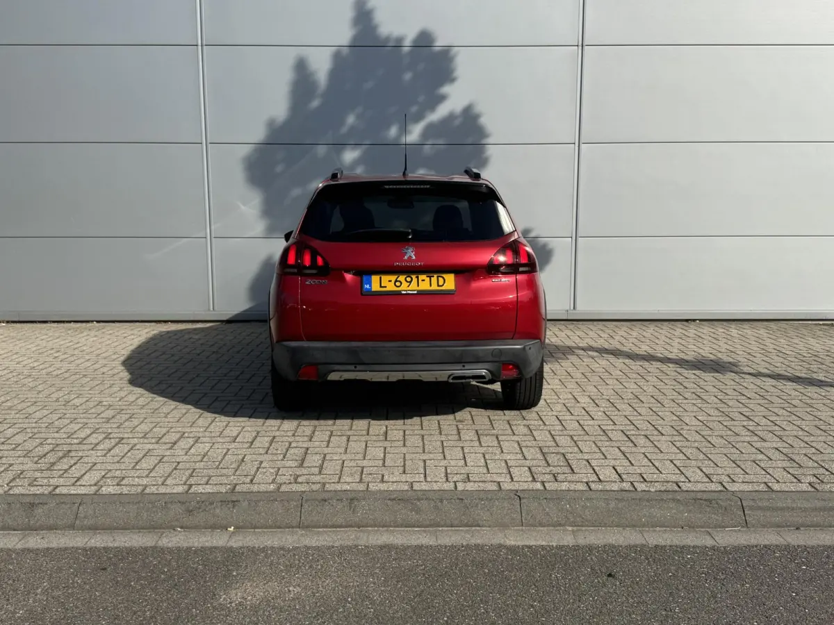 1.2 PureTech GT-line | Panoramadak | Stoelverwarming | Camera | Apple Carplay/Android Auto