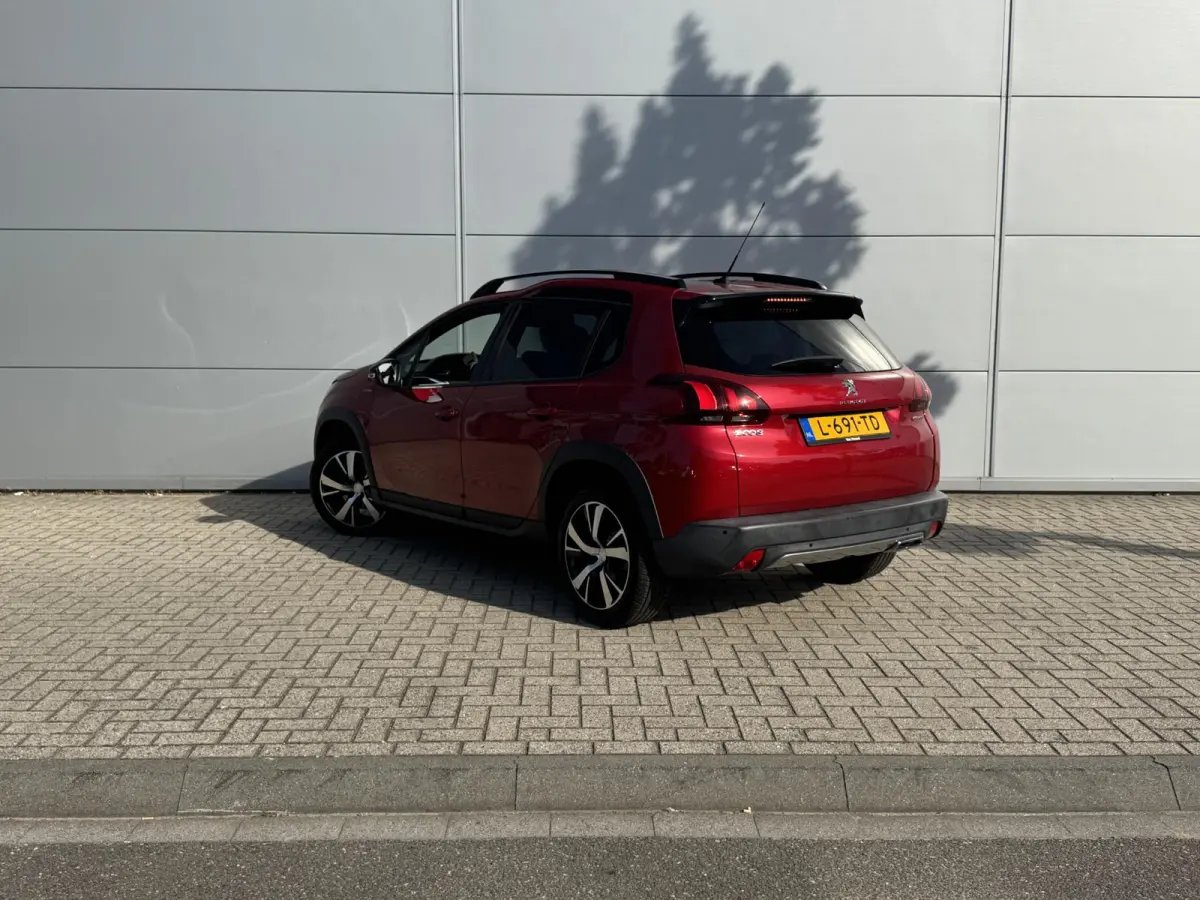 1.2 PureTech GT-line | Panoramadak | Stoelverwarming | Camera | Apple Carplay/Android Auto
