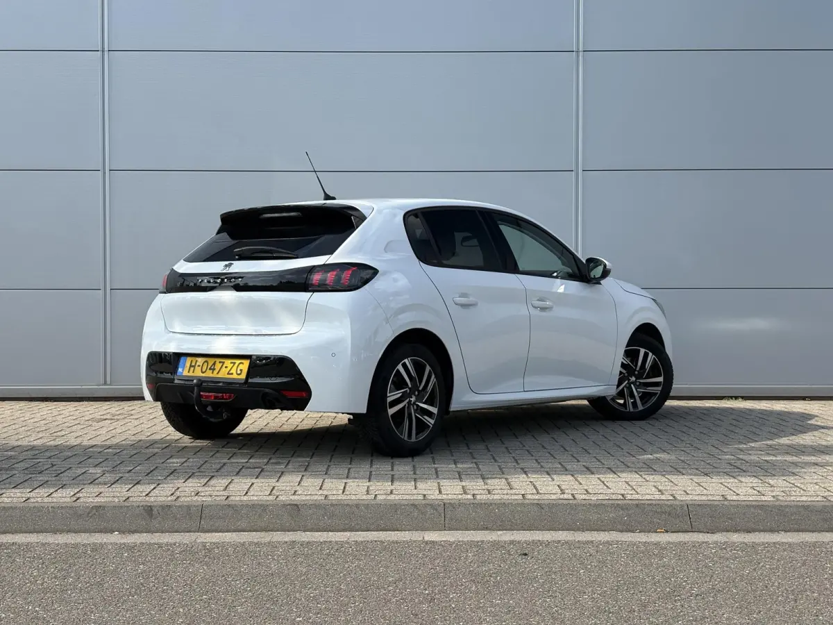 1.2 PureTech Allure | Parkeerhulp | Cruise Control | Airco | Apple Carplay/Android Auto
