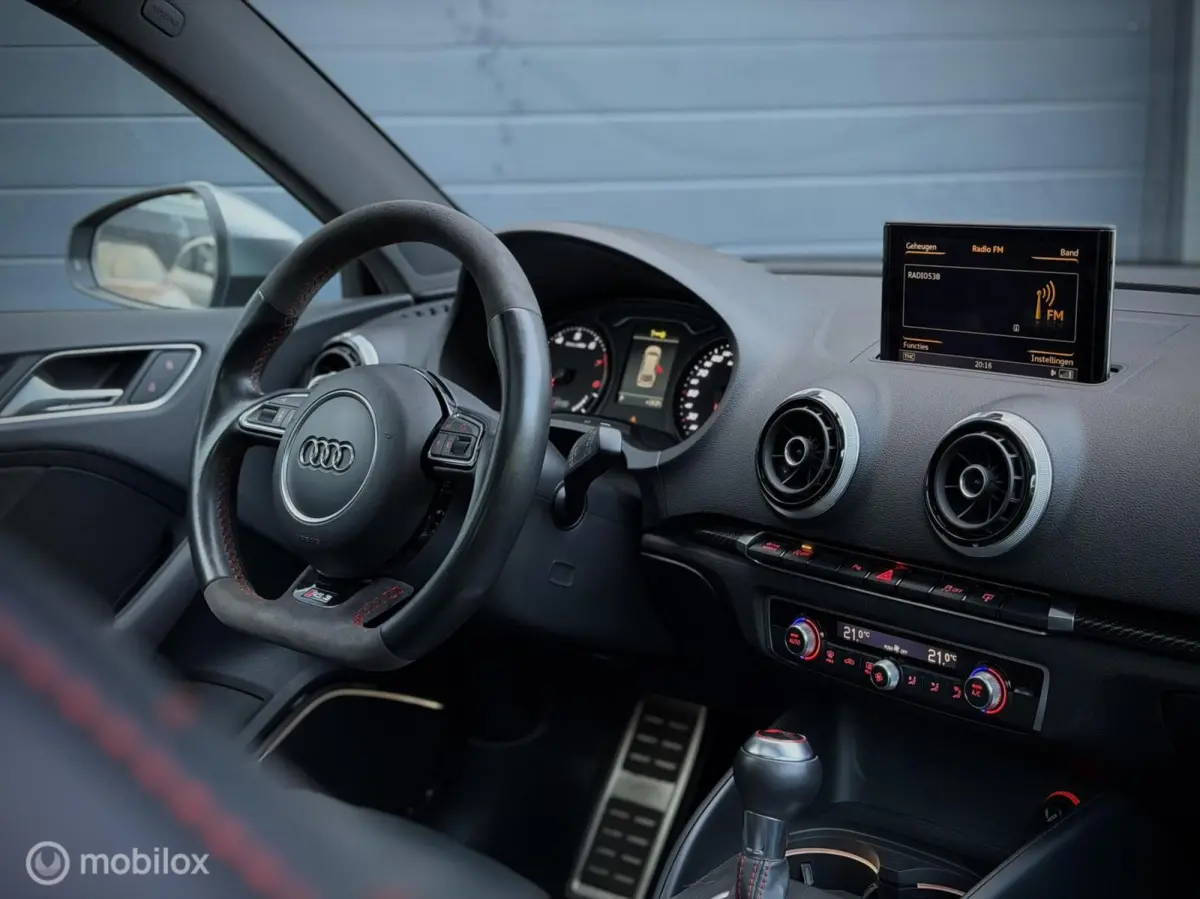 RS3 2.5 TFSI RS3 Quattro, Pano. B&O, RS-Seats, Carbon, 430PK,