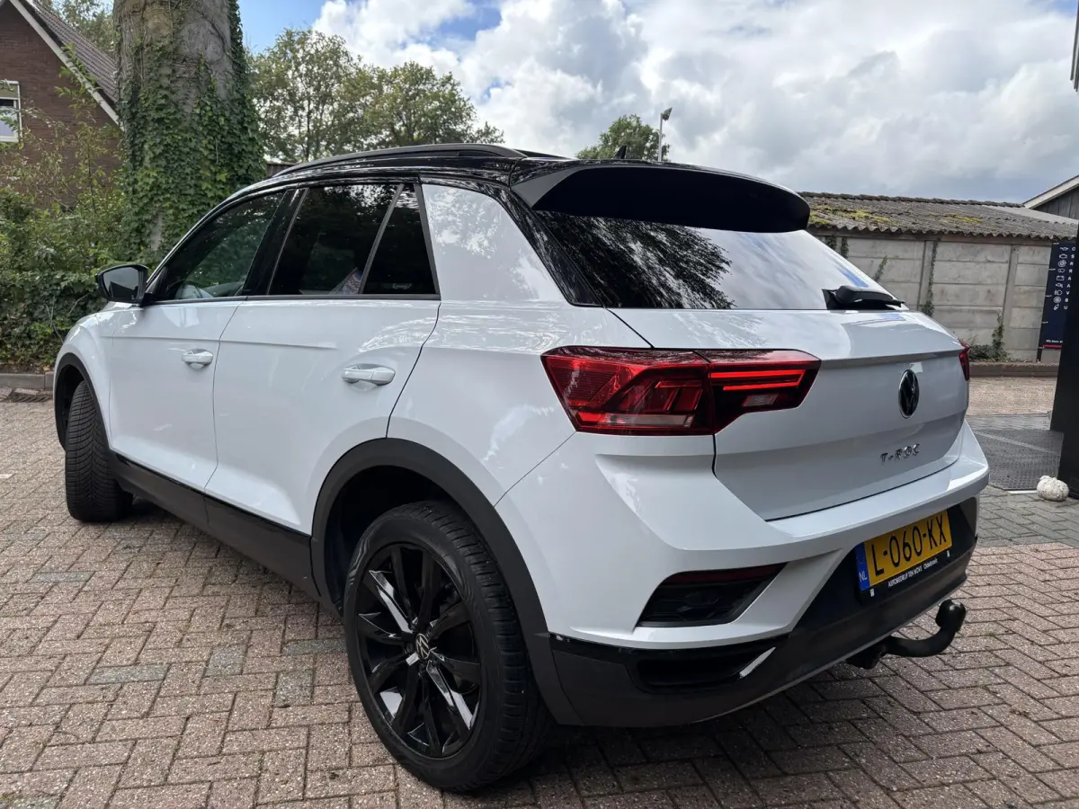 1.5 TSI DSG Sport|BlackStyle|Pano|White-Silver Met