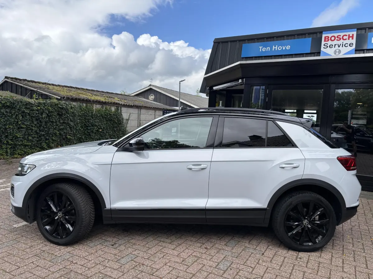 1.5 TSI DSG Sport|BlackStyle|Pano|White-Silver Met