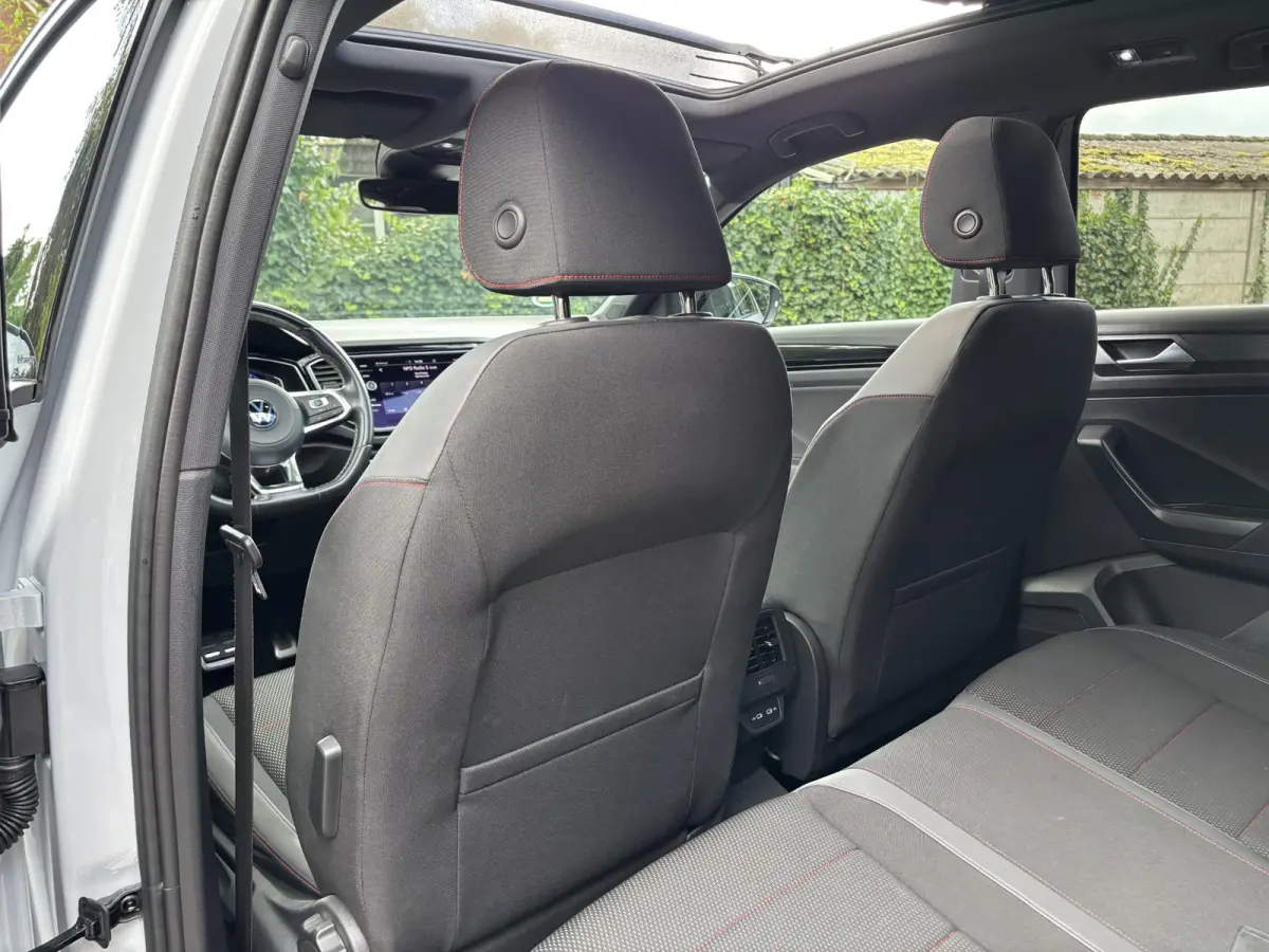 1.5 TSI DSG Sport|BlackStyle|Pano|White-Silver Met