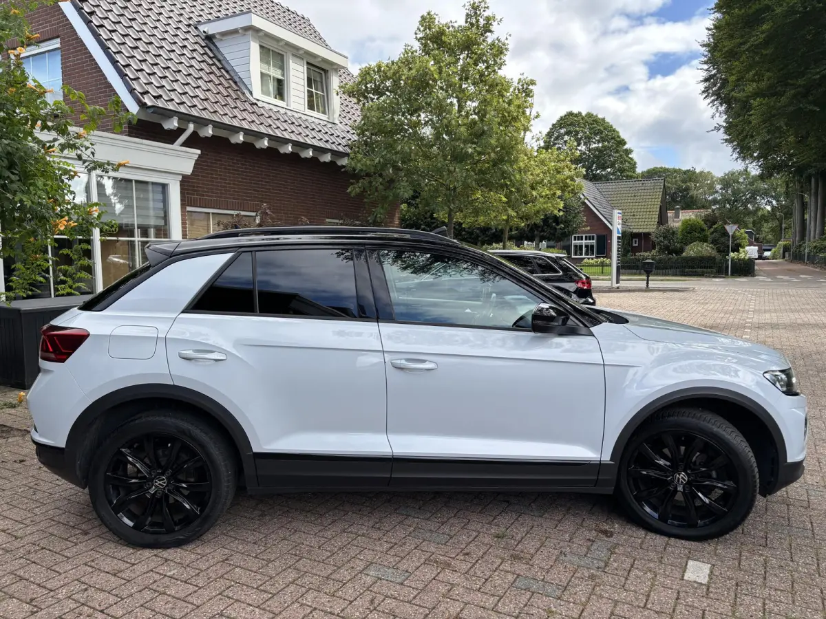 1.5 TSI DSG Sport|BlackStyle|Pano|White-Silver Met