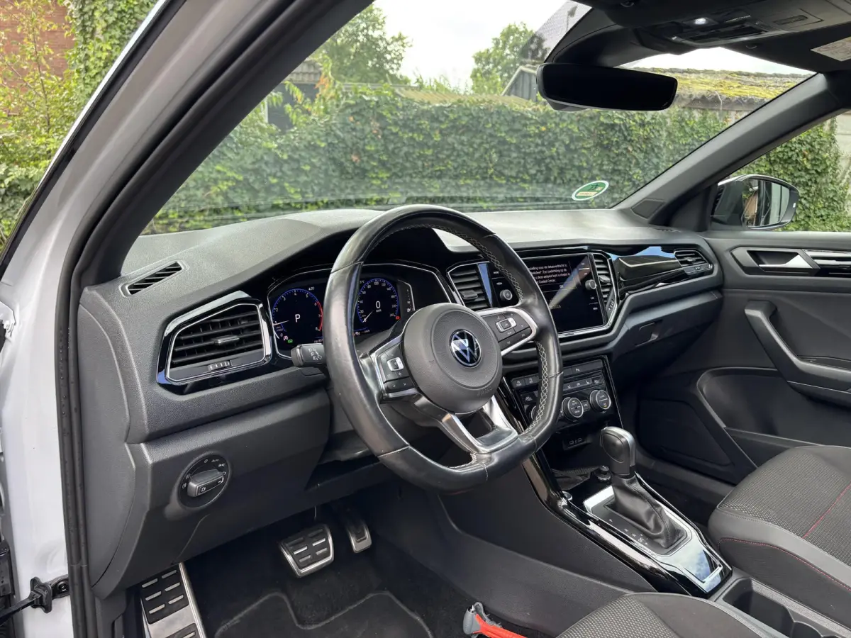 1.5 TSI DSG Sport|BlackStyle|Pano|White-Silver Met