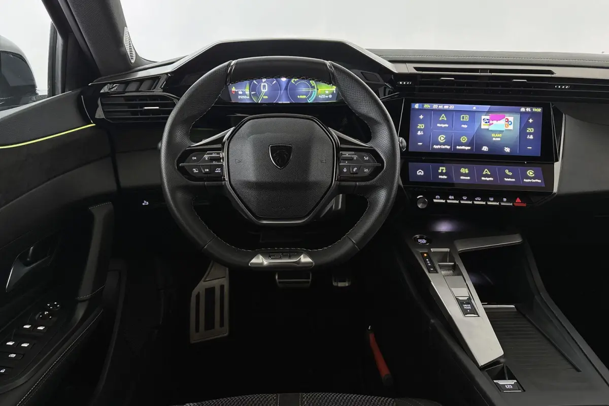 1.2 Hybrid 145 e-DCS6 GT 360 Camera Stuurverwarming Apple CarPlay Dodehoek