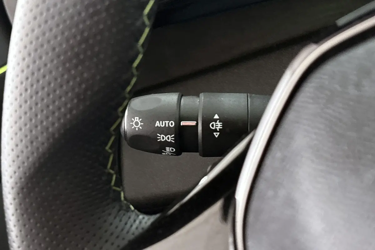 1.2 Hybrid 145 e-DCS6 GT 360 Camera Stuurverwarming Apple CarPlay Dodehoek