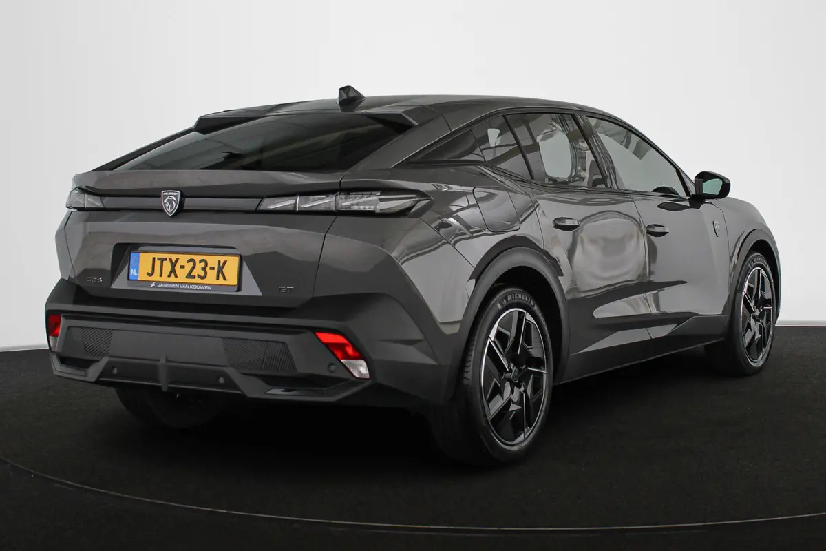 1.2 Hybrid 145 e-DCS6 GT 360 Camera Stuurverwarming Apple CarPlay Dodehoek