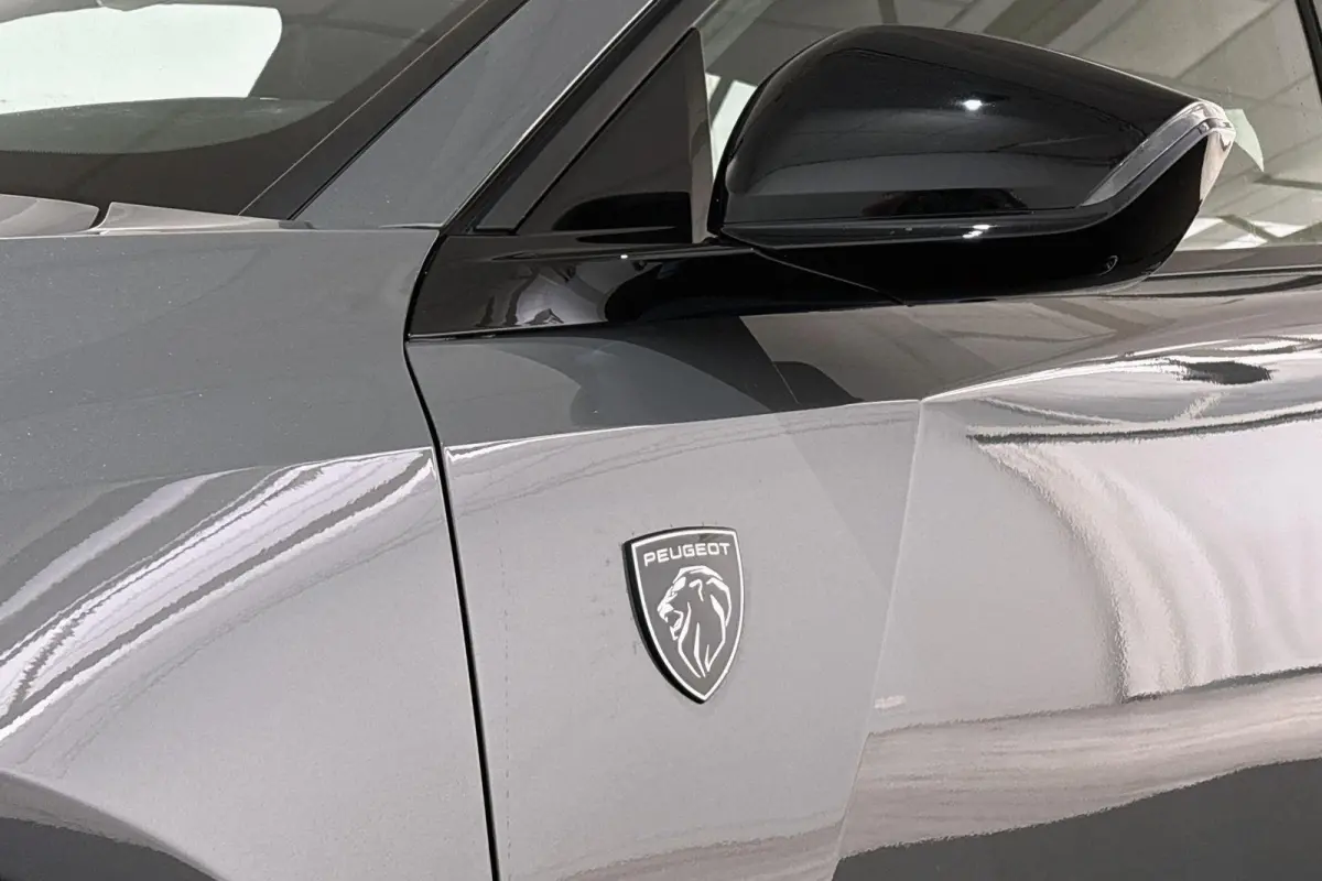 1.2 Hybrid 145 e-DCS6 GT 360 Camera Stuurverwarming Apple CarPlay Dodehoek
