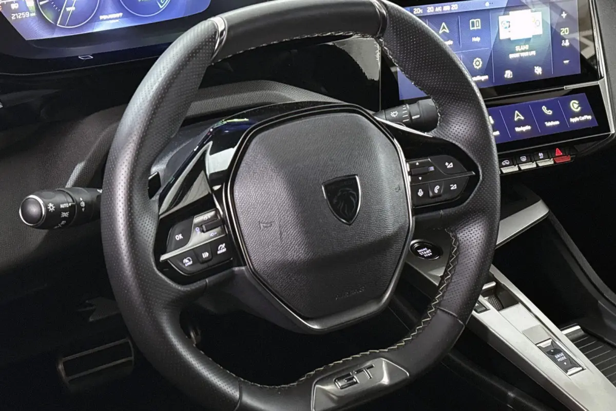 1.2 Hybrid 145 e-DCS6 GT 360 Camera Stuurverwarming Apple CarPlay Dodehoek