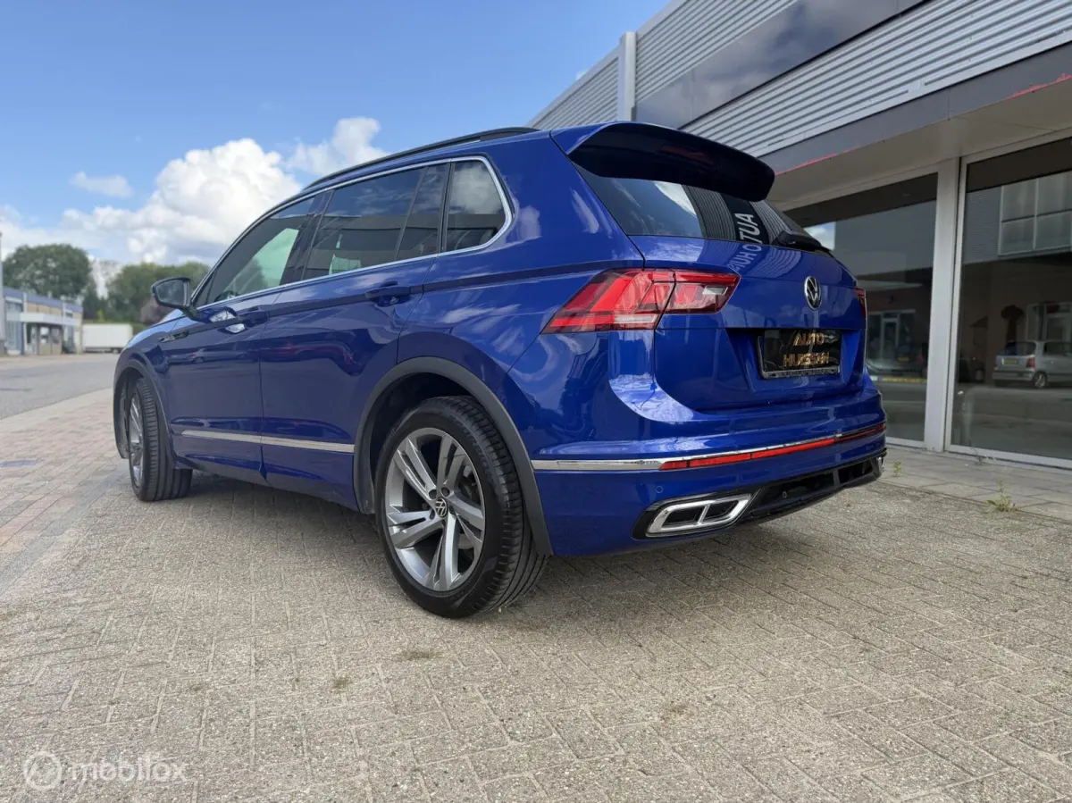 1.5 TSI R-Line Business DSG ACC Camera