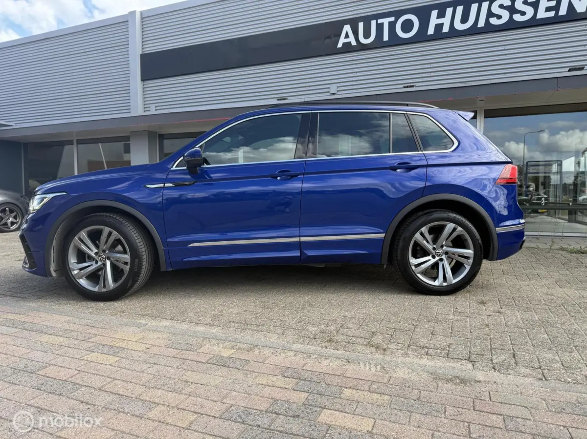 1.5 TSI R-Line Business DSG ACC Camera
