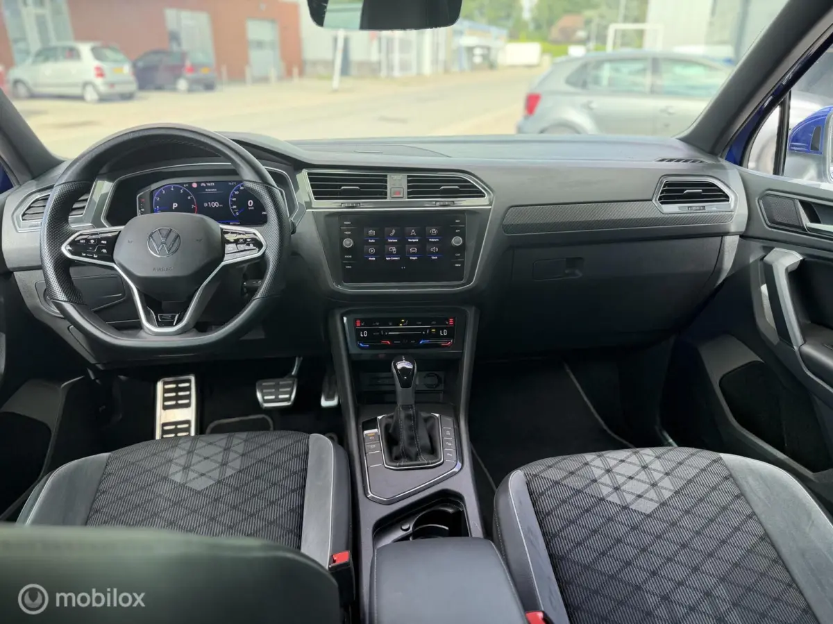 1.5 TSI R-Line Business DSG ACC Camera