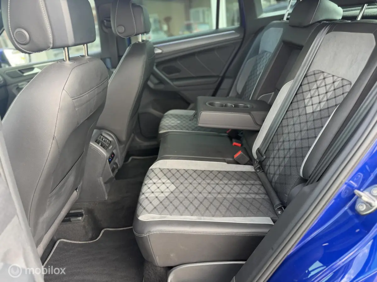 1.5 TSI R-Line Business DSG ACC Camera
