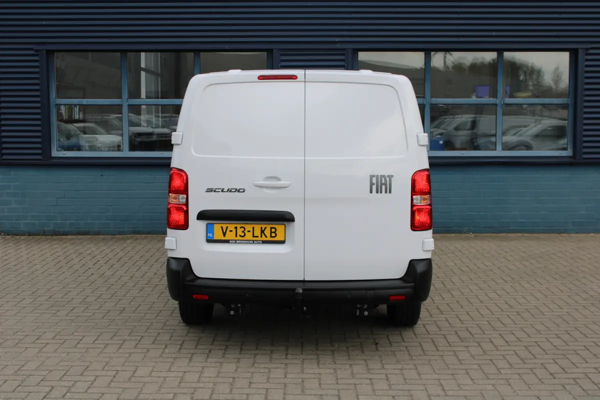 L3 2.0 Diesel 145 PK TREKHAAK | CAMERA | NAVI | DRAADLOOS CARPLAY | ALL-SEASON BANDEN | LED KOPLAMPEN | BETIMMERING LAADRUIMTE