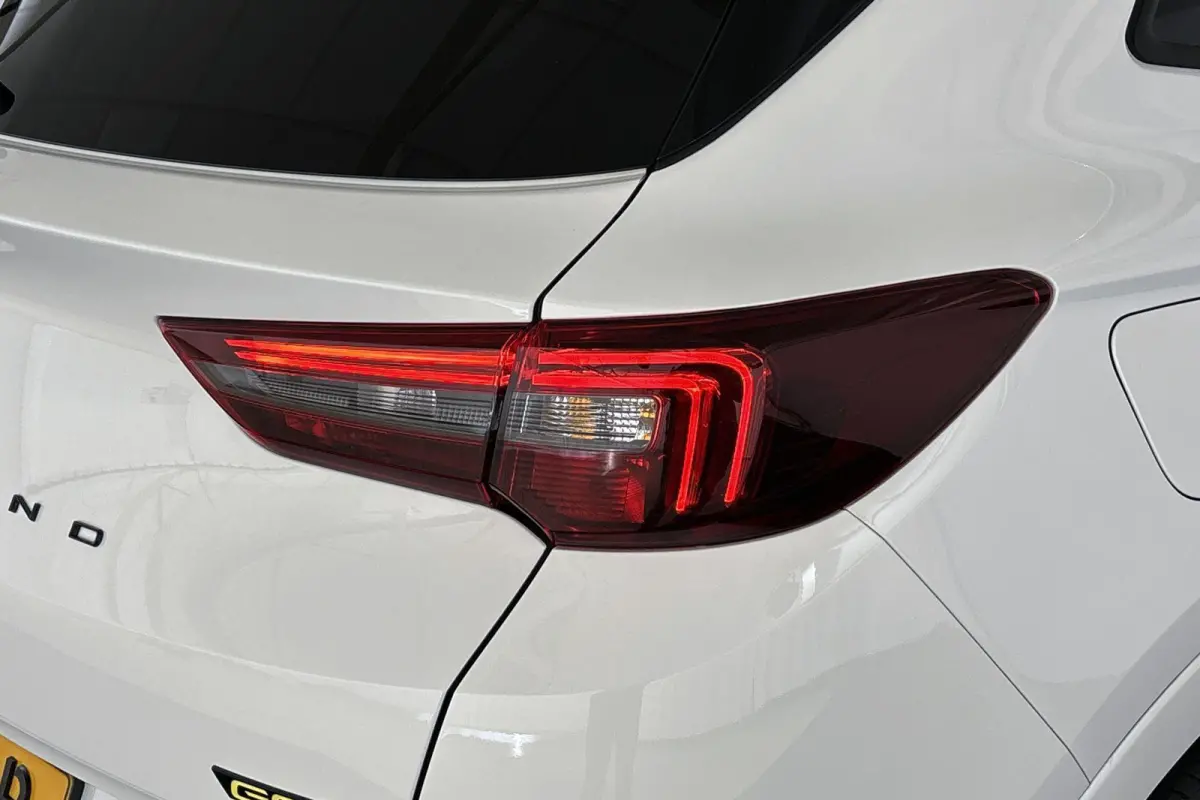 1.6 Turbo Plug-In Hybrid 4x4 GSe Stoel-Stuurverwarming Trekhaak Apple CarPlay