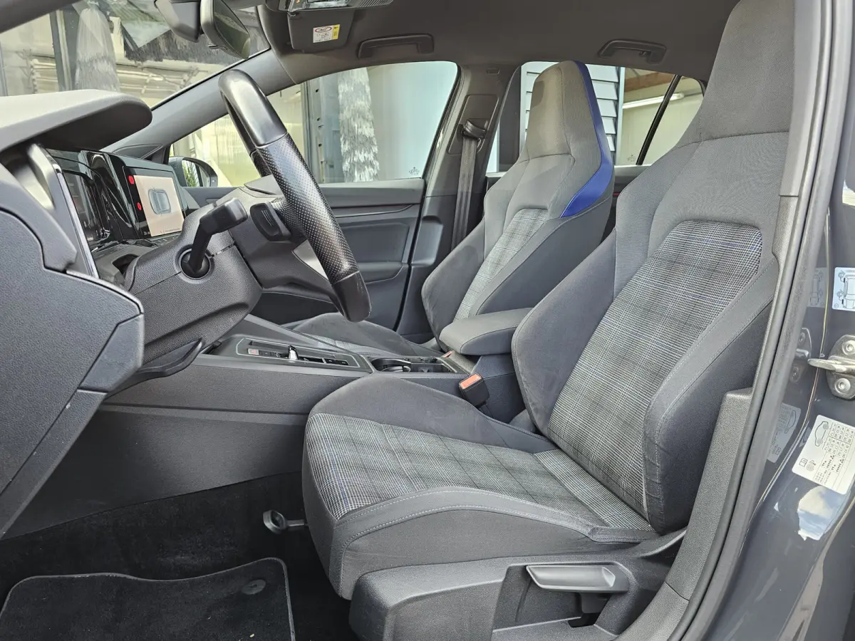 1.4 eHybrid GTE | LED | ACC | Sporstoelen | Virtual | Navi | App-connect | All-seasons |