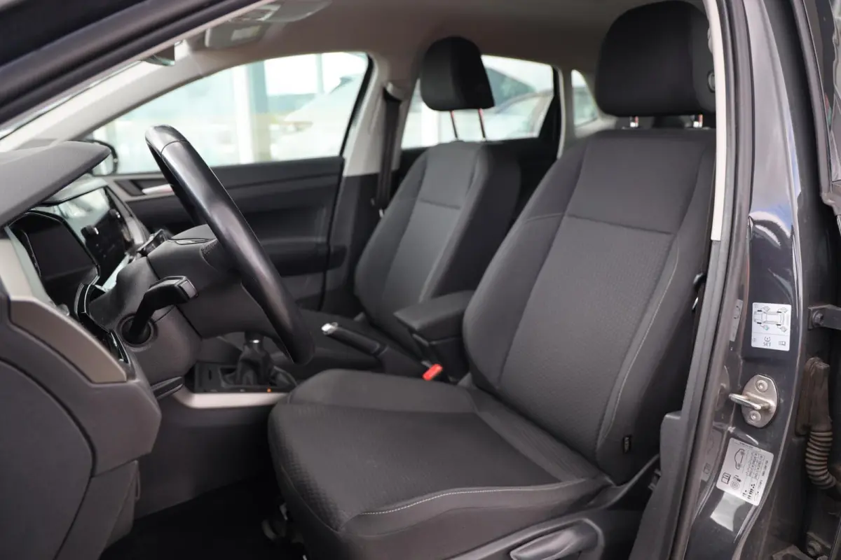 1.0 TSI Comfortline Business| Carplay | Navigatie | Digitaal Dashboard |