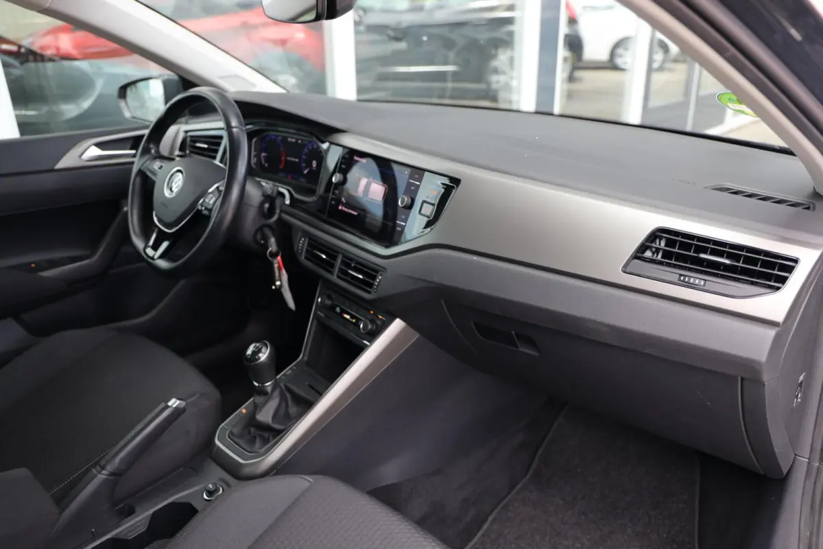 1.0 TSI Comfortline Business| Carplay | Navigatie | Digitaal Dashboard |