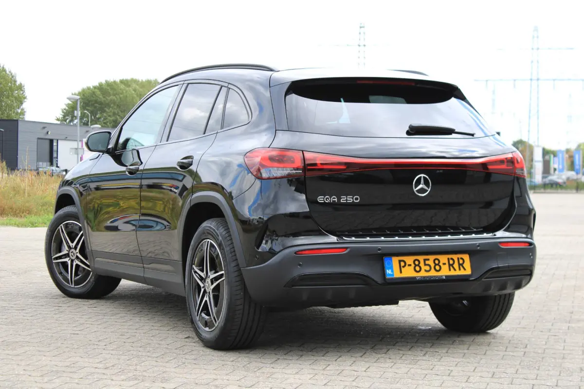250 AMG 95,2% SOH | Trekhaak | Distronic | Camera | Night | LED | Widescreen | Sfeerverlichting | Dealer Onderhouden | BTW