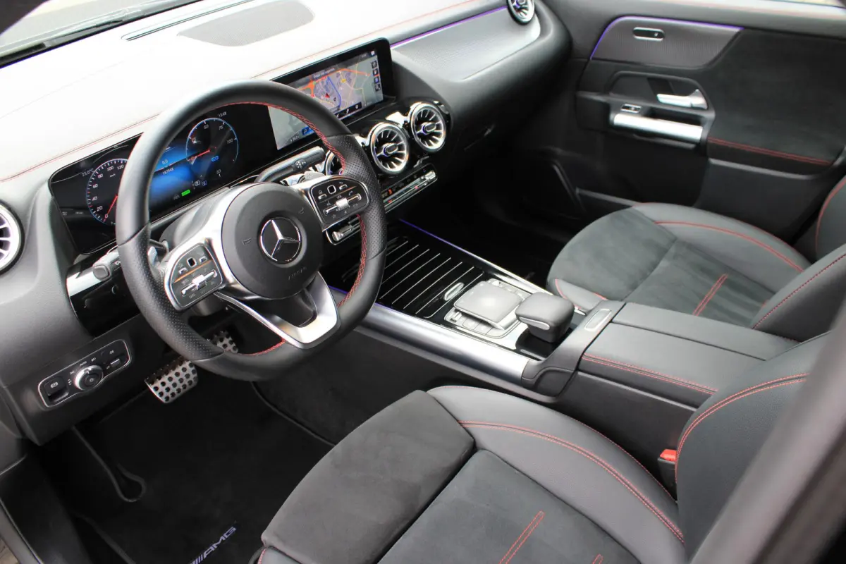 250 AMG 95,2% SOH | Trekhaak | Distronic | Camera | Night | LED | Widescreen | Sfeerverlichting | Dealer Onderhouden | BTW