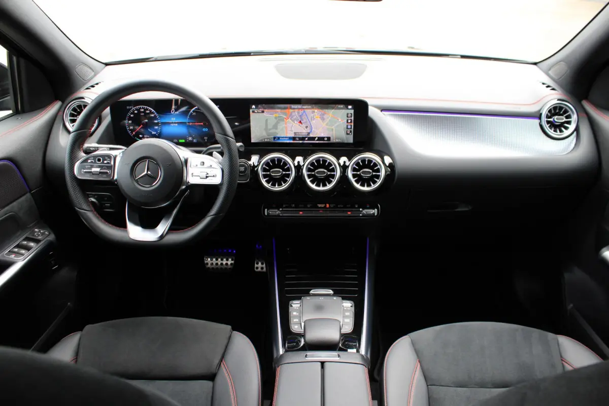 250 AMG 95,2% SOH | Trekhaak | Distronic | Camera | Night | LED | Widescreen | Sfeerverlichting | Dealer Onderhouden | BTW