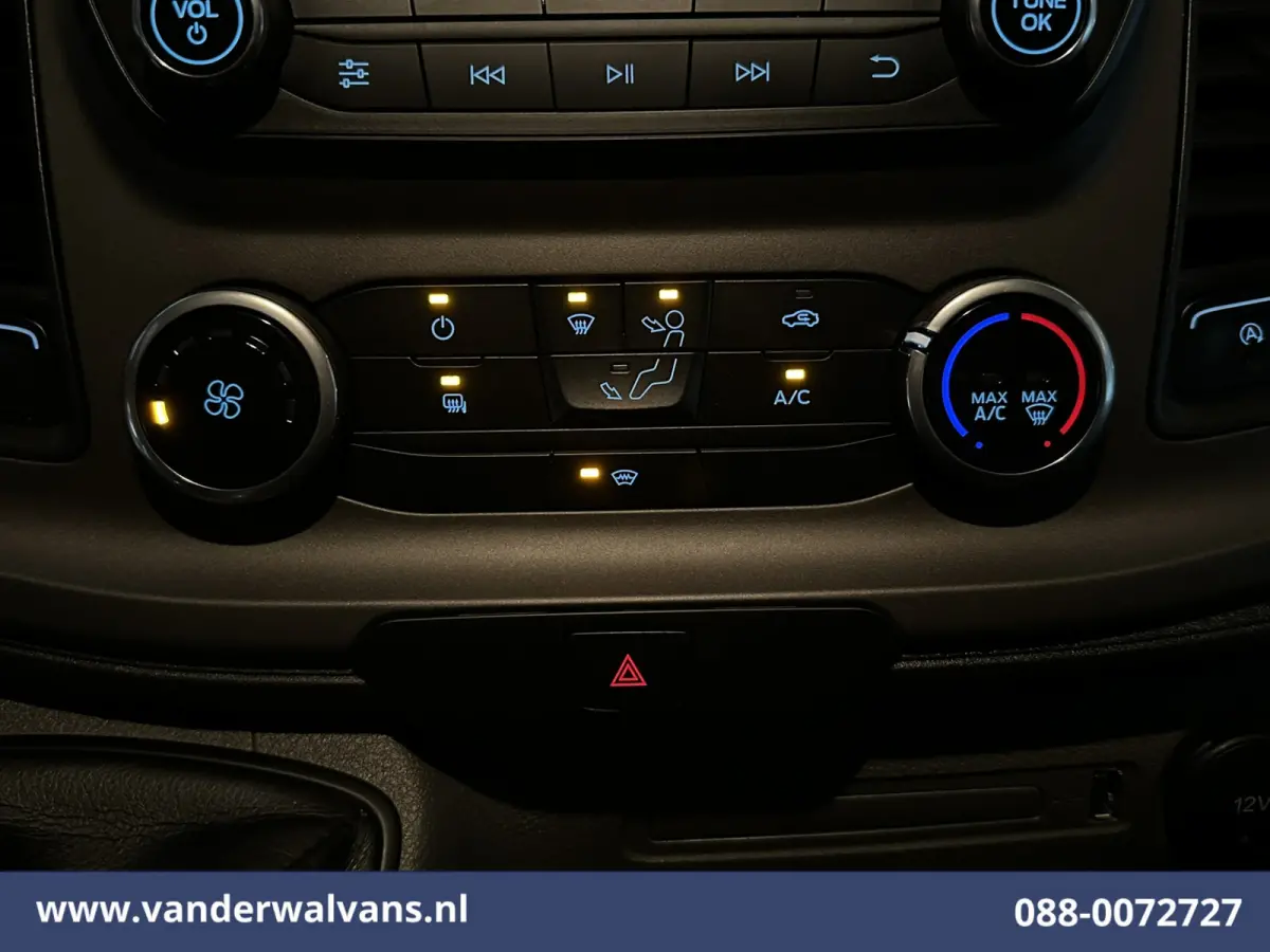 2.0 TDCI 155pk Bakwagen 225cm Hoog Laadklep Euro6 Airco | 1050kg laadvermogen | Camera | Cruisecontrol | Verwarmde voorruit Bijrijdersbank