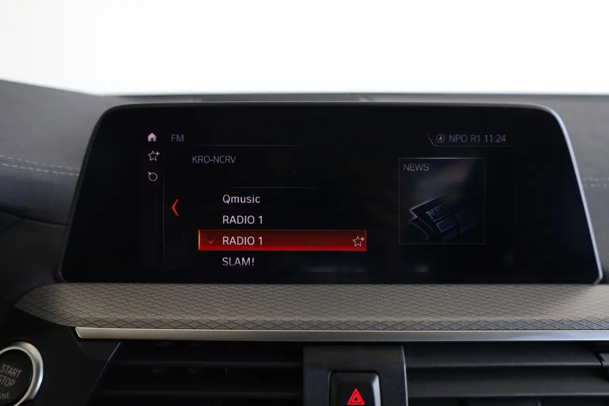 xDrive20i High Executive |M Sport | Panorama dak | trekhaak elektrisch | Stoelverwarming | HiFi-luidsprekerssysteem